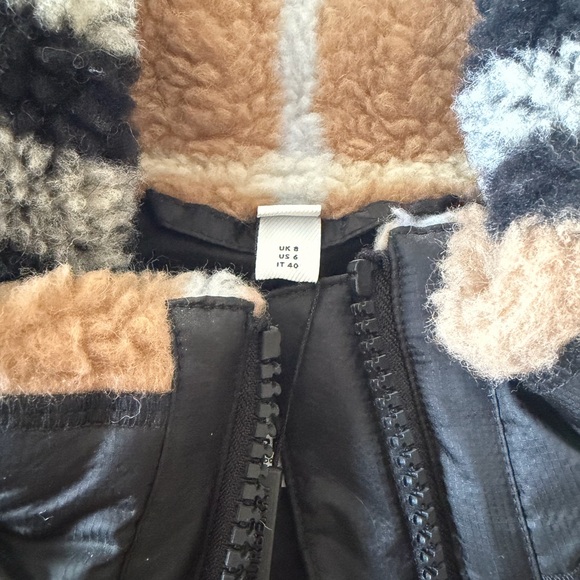 Burberry teddy jacket - Picture 5 of 12